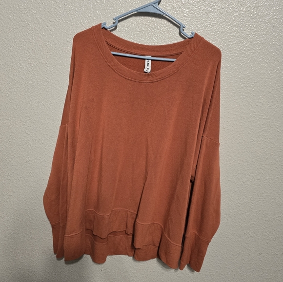 Sold Athleta Coaster Luxe Sweatshirt Women’s Crew Neck - Picture 2 of 4